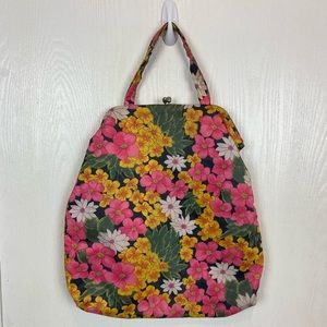 Bright, floral, vintage 1960s / 1970s day purse